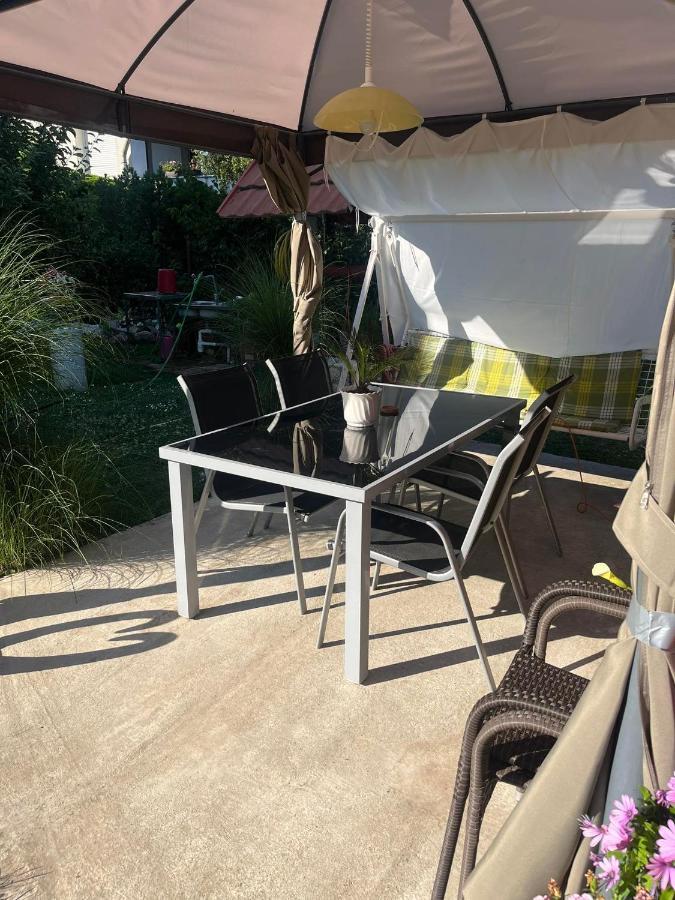 Rege Apartman Alsoors Exterior photo